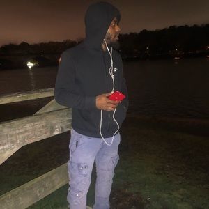 Meet your Posher, Thomas